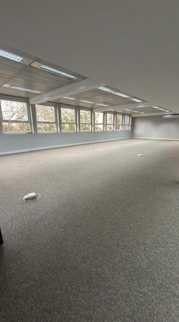 Foto de Oportunidad Oficina En Alquiller Parque industrial Newton, imagen 3