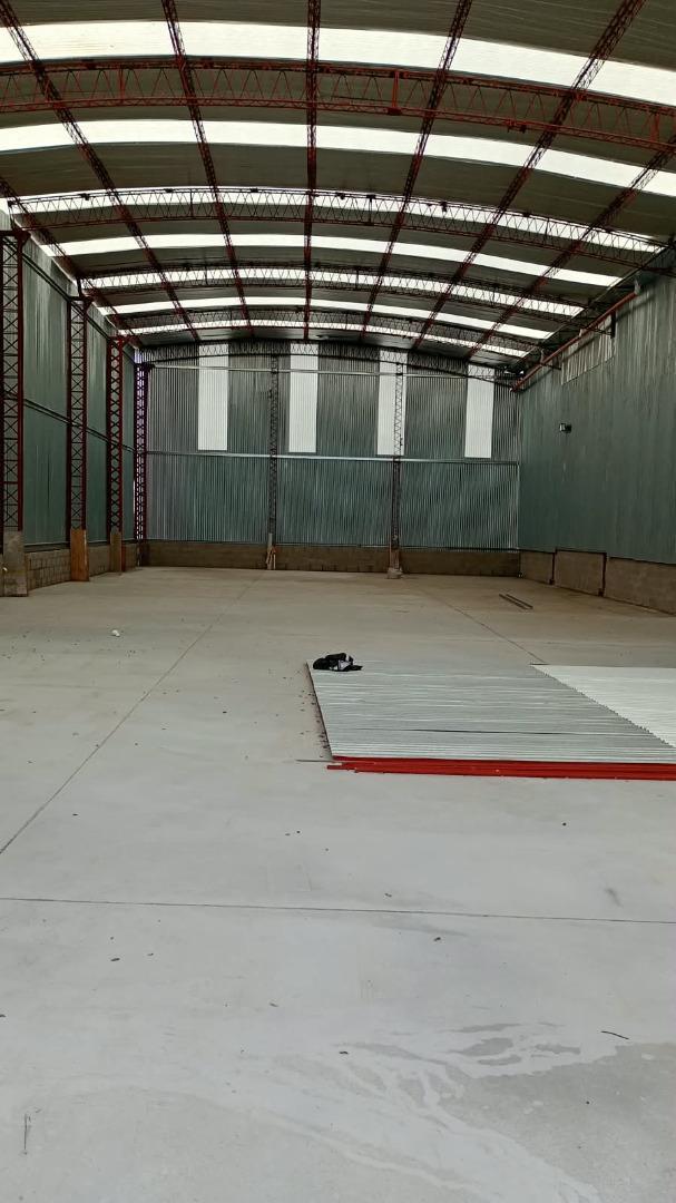 Foto de DEPOSITO EN ALQULIER, DON TORCUATO, imagen 2