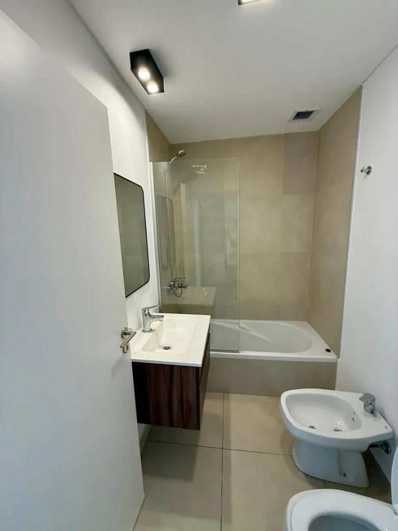Foto de Hermoso Departamento En Alquiler En Lagoon Pilar, imagen 5