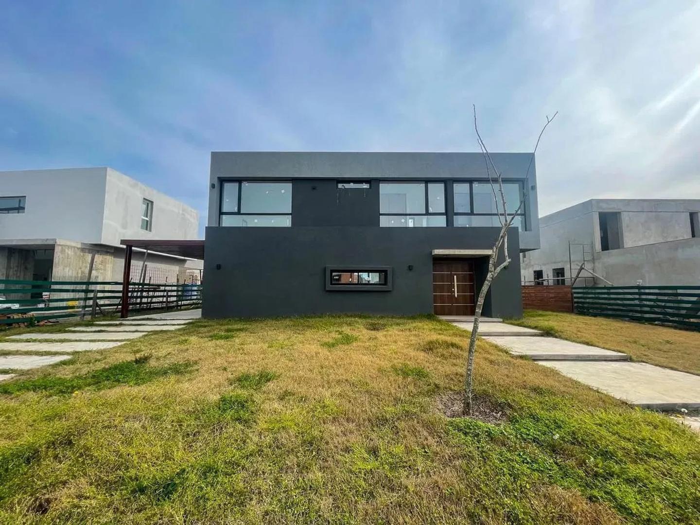 Foto de Casa en alquiler anual barrio Puertos del lago Escobar, imagen 3