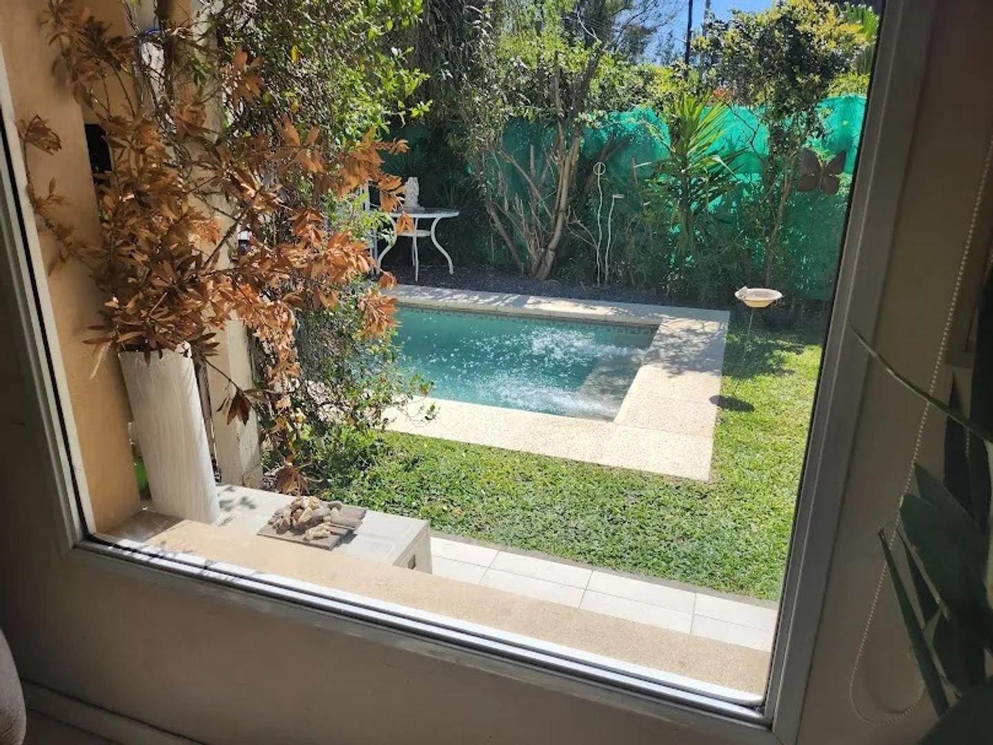 Foto de casa de 3 ambientes en venta barrio La Candela Pilar, imagen 2