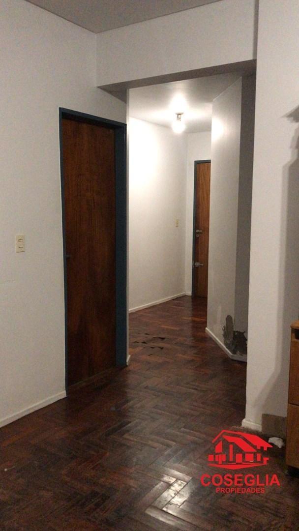 Departamento en Venta en San Miguel, G. B. a. Zona Norte, Argentina 2