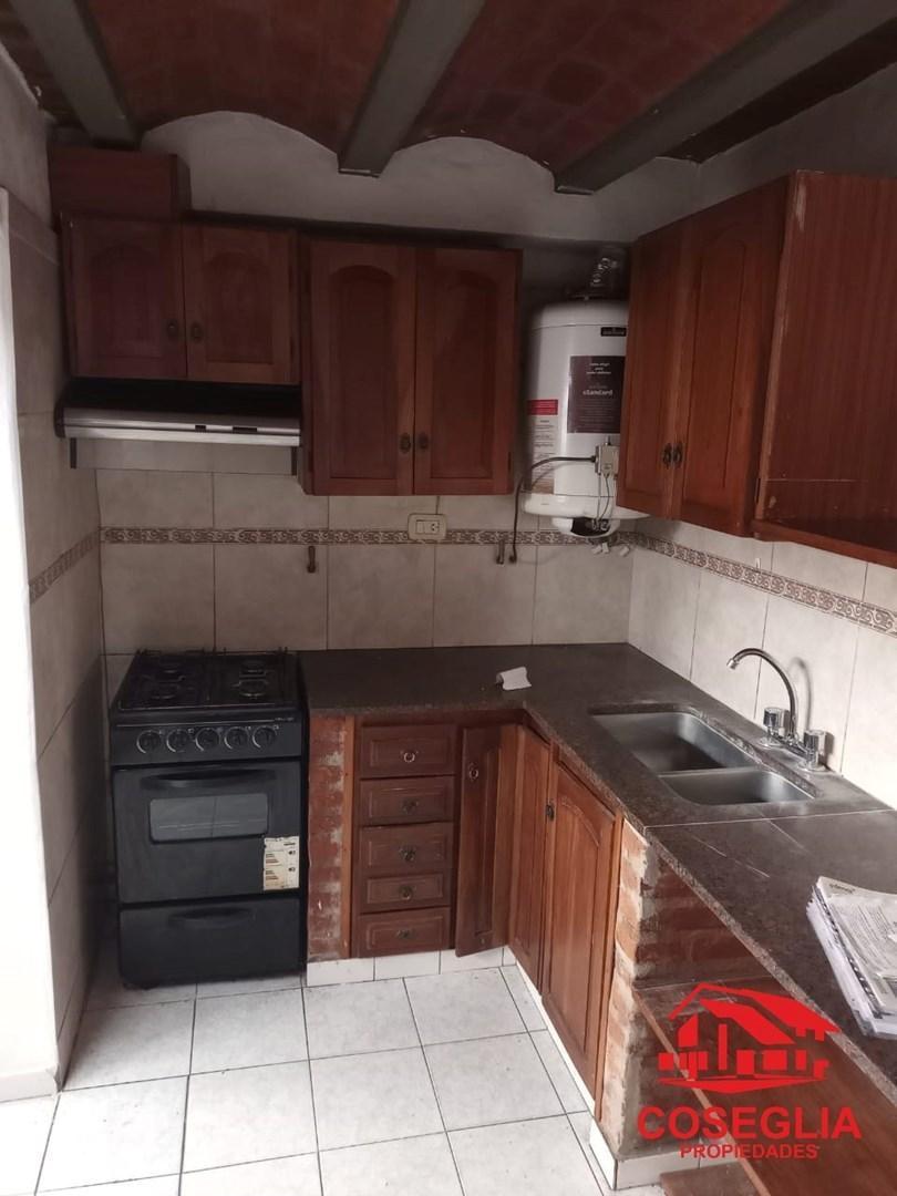 Departamento Dúplex en Venta en San Miguel Oeste, San Miguel, G. B. a. Zona Norte 5
