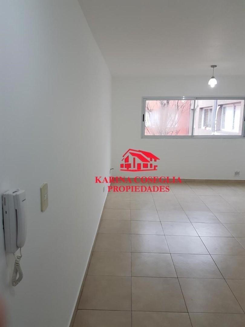 Departamento en Venta Ubicado en San Miguel, G. B. a. Zona Norte, Argentina 2