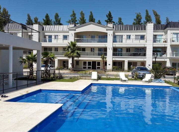 Departamento  en Alquiler en Boulevard del Sol, Pilar, G.B.A. Zona Norte 4