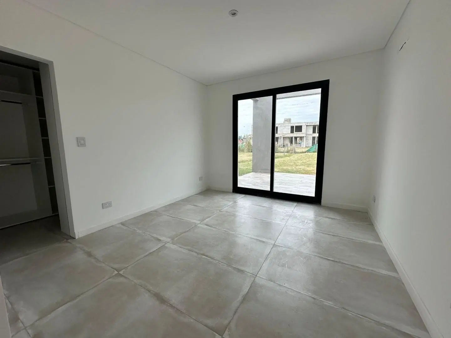 Casa Chalet  en Venta en Medal CC, Pilar, G.B.A. Zona Norte 5