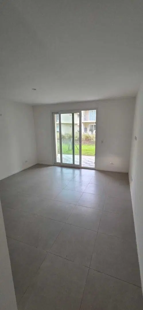 Departamento 2 ambientes en planta baja en Alquiler en Chic Village, La Lonja, Pilar 3