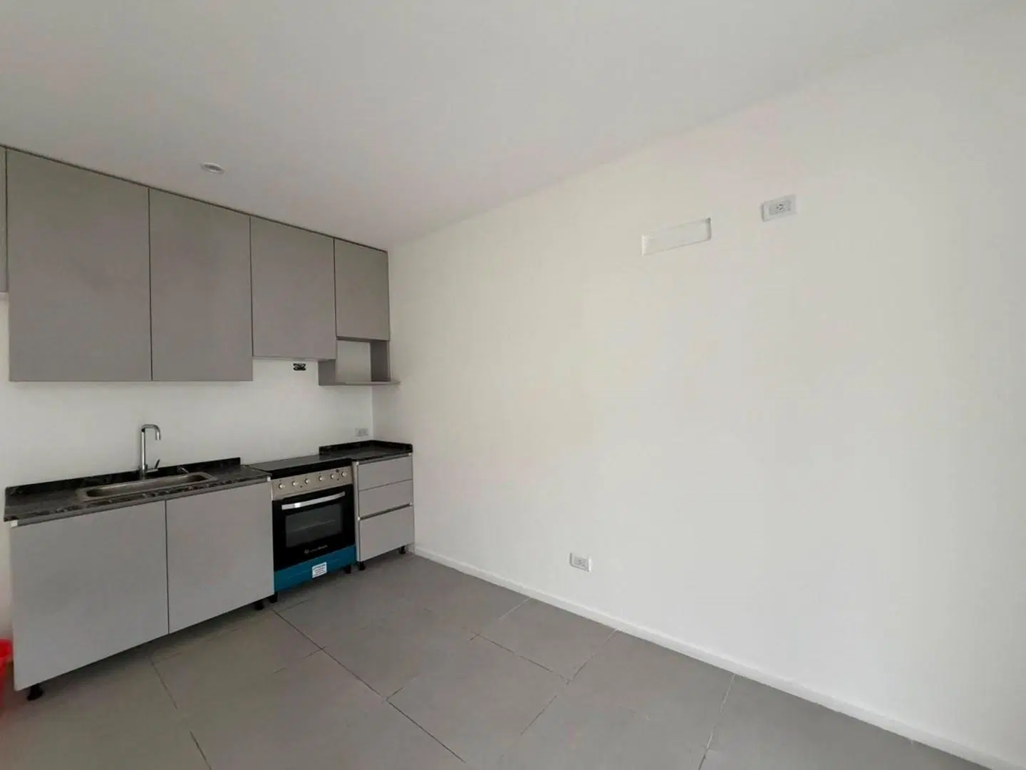 Departamento 2 ambientes en planta baja en Alquiler en Chic Village, La Lonja, Pilar 2