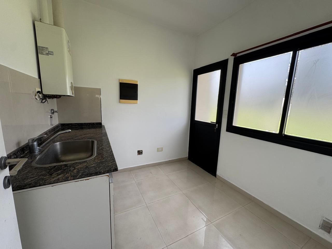 Foto de Casa en Alquiler en Santa Guadalupe, Pilar del Este, Pilar, imagen 5