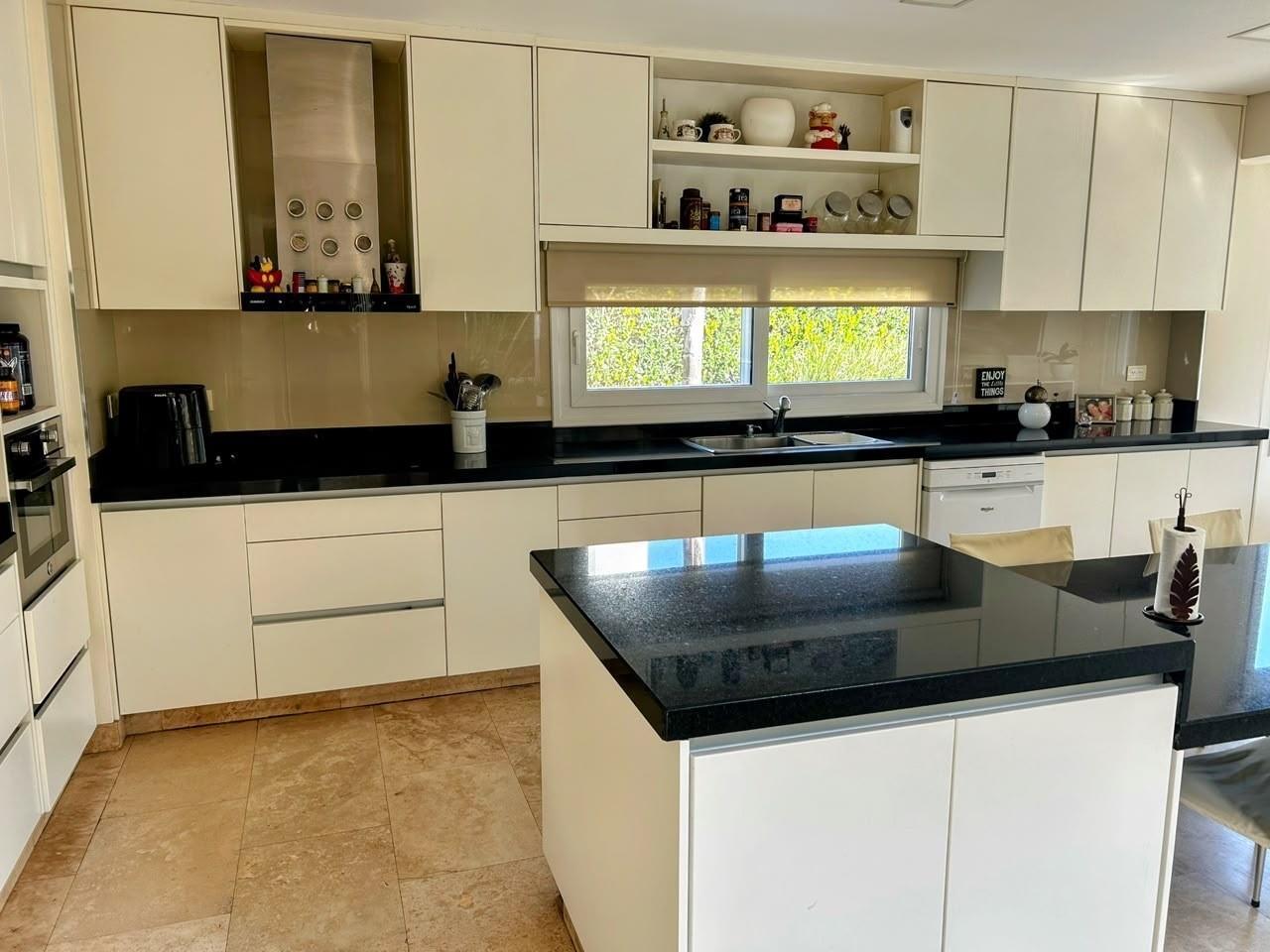 Foto de Casa Chalet en Alquiler en Ayres Plaza, Pilar, G.B.A. Zona Norte, imagen 3