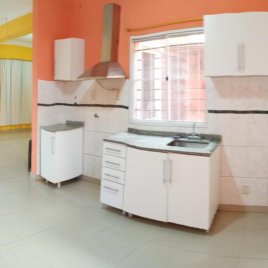 Foto de VENTA CASA AMERICANA DE 3 AMBIENTES MORÓN SUR, imagen 2
