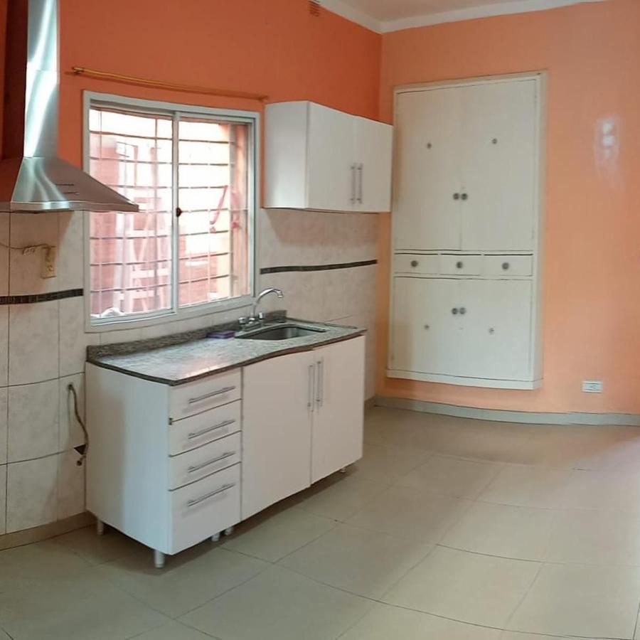 VENTA CASA AMERICANA DE 3 AMBIENTES MORÓN SUR