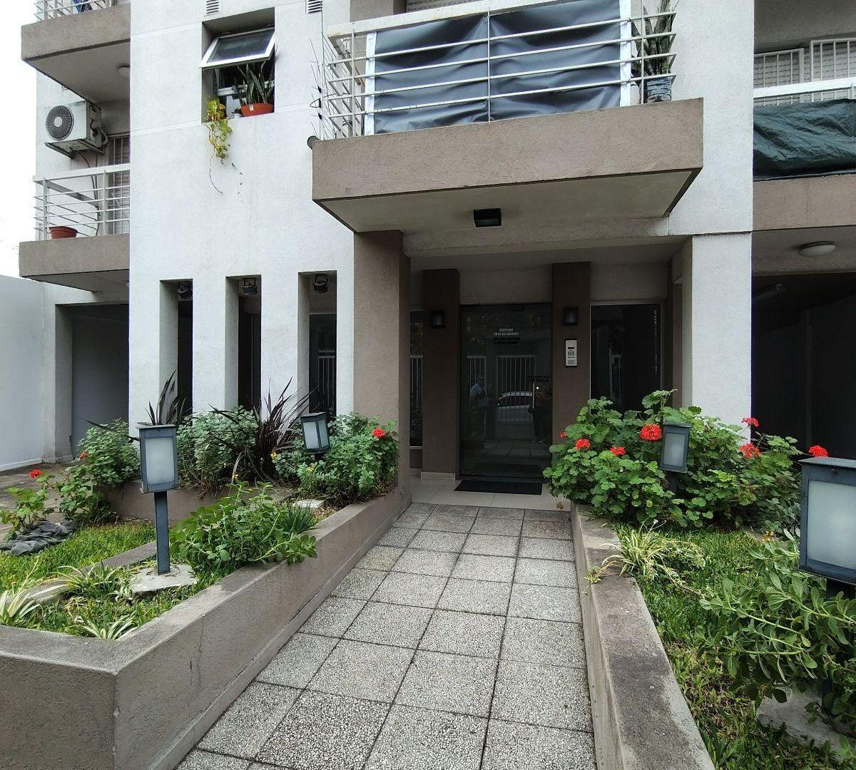 ALQUILER Departamento 1 ambiente Moron Norte
