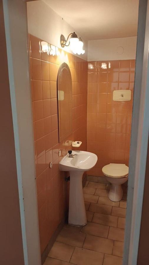 ALQUILER - CONSULTORIO/ OFICINA - MORON