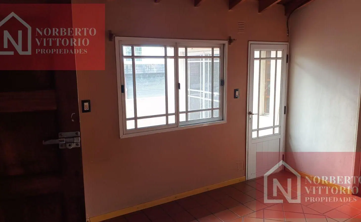 Alquiler - Departamento en Moron - 4 ambientes 2