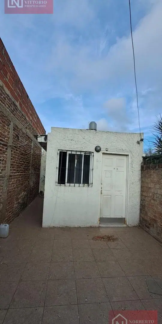 ALQUILER PH 2 AMBIENTES MORON 3