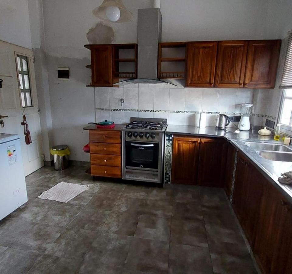 Foto de VENTA CASA AMERICANA DE 3 AMBIENTES MORON SUR APTO CREDITO, imagen 3
