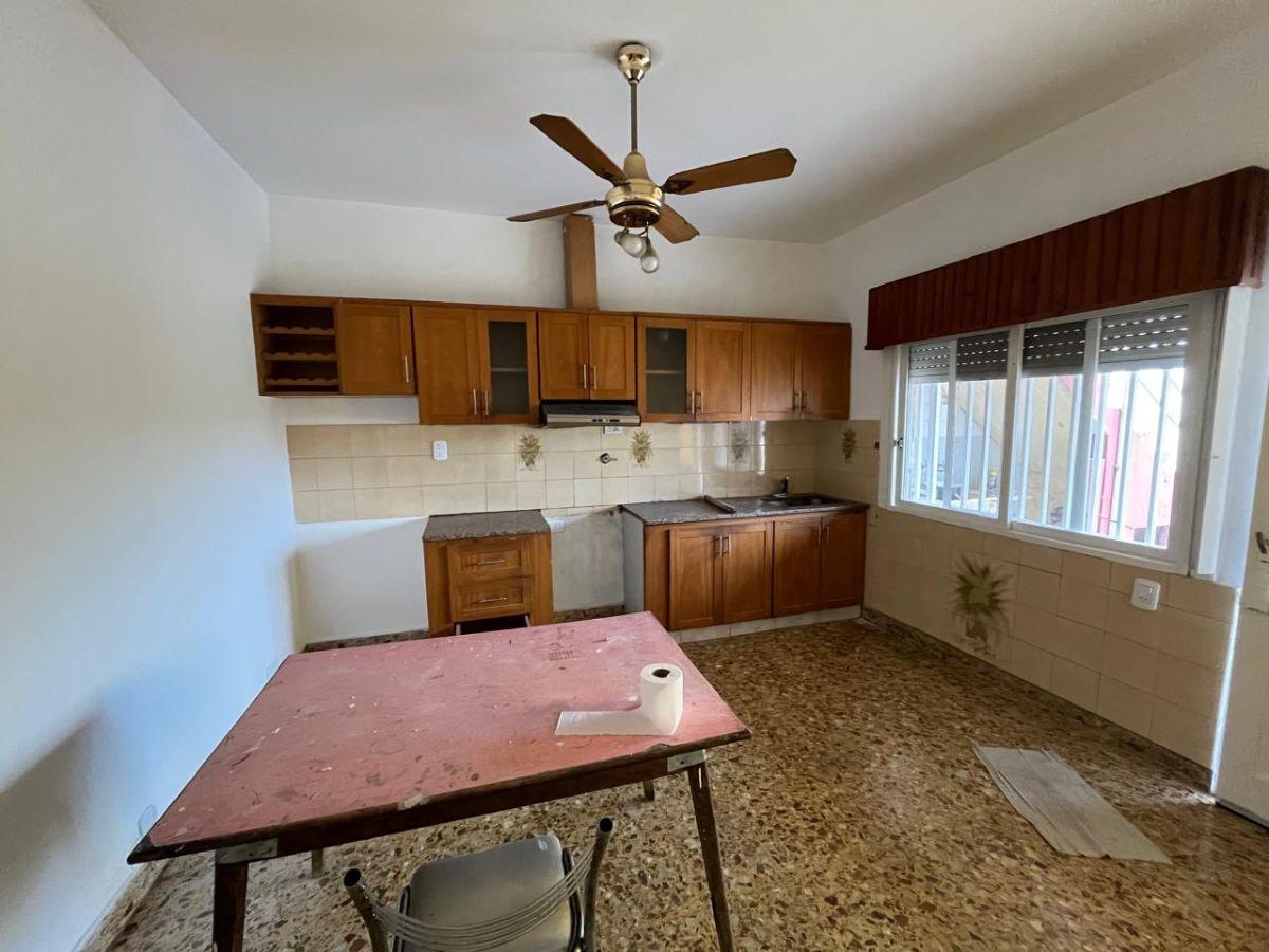 Foto de ALQUILER DEPARTAMENTO 4 AMBIENTES EN PRIMER PISO. LA TABLADA, imagen 3