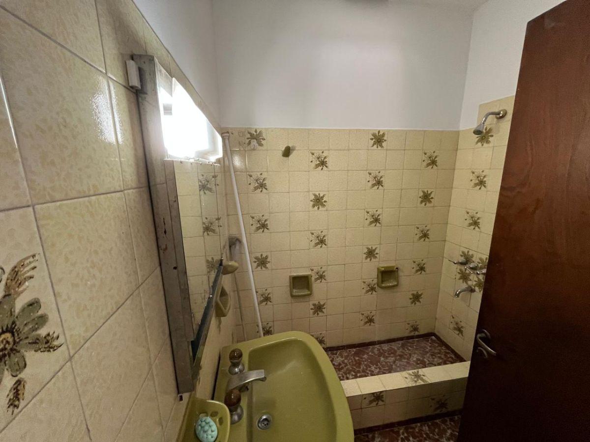 Foto de ALQUILER DEPARTAMENTO 4 AMBIENTES EN PRIMER PISO. LA TABLADA, imagen 2