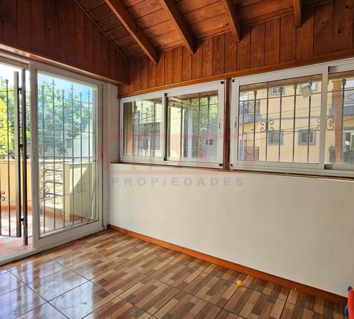 Casa en Venta 7 Ambientes Garaje 2