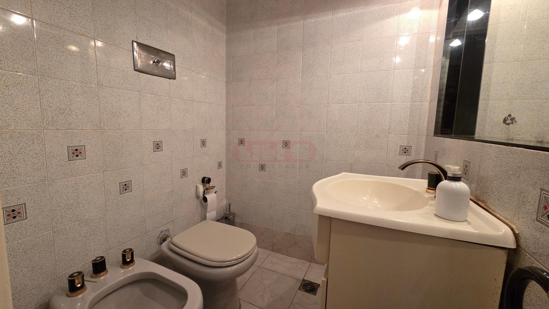 Foto de Venta Departamento 5 Ambientes con Balcon Colegiales, imagen 3