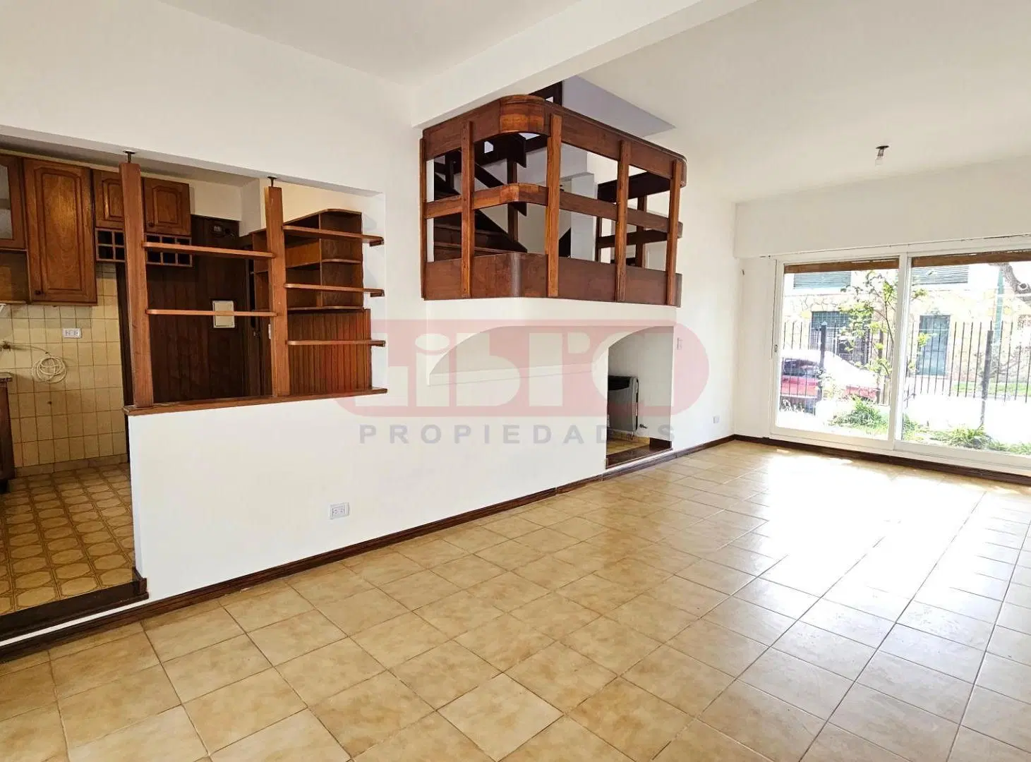 Duplex 4 amb cochera con jardín y patio con parrilla Olivos 5