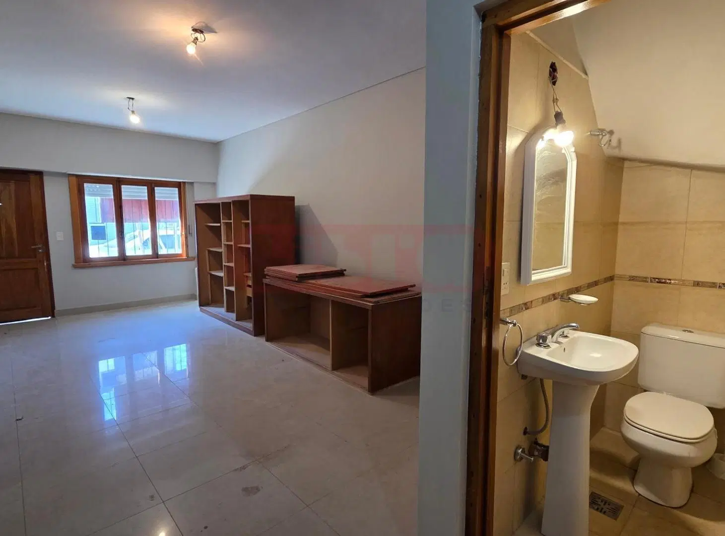 Casa 4 ambientes 3 baños Jardín Terraza Plaza de Martinez 8