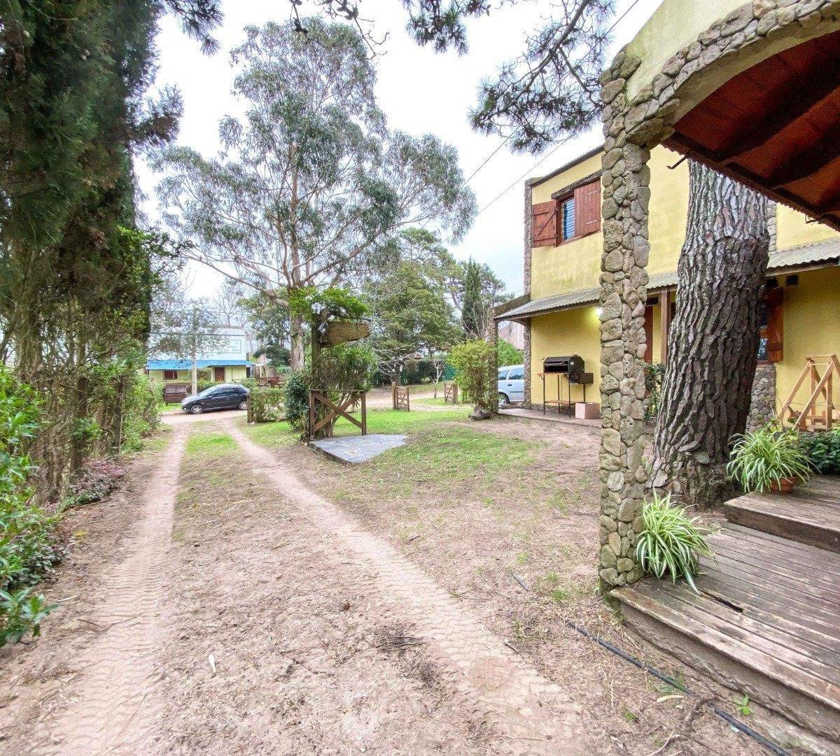 Zona Sur Importante Casa y Departamento