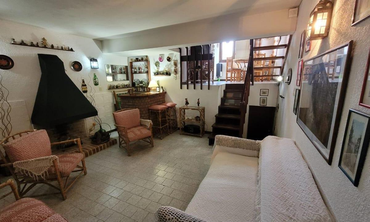 Amplio Duplex Zona Sur Retasado
