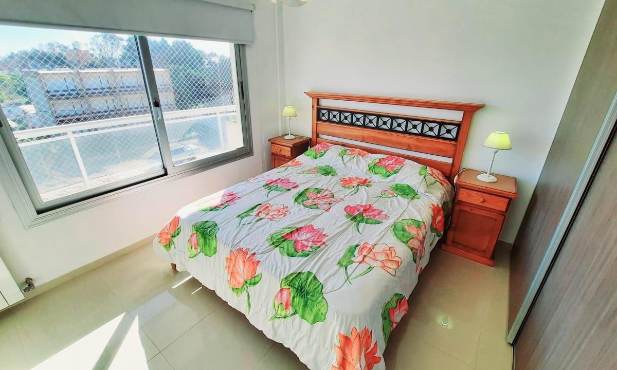 Departamento Exclusivo con Vistas Panorámicas en Zona Sur 2