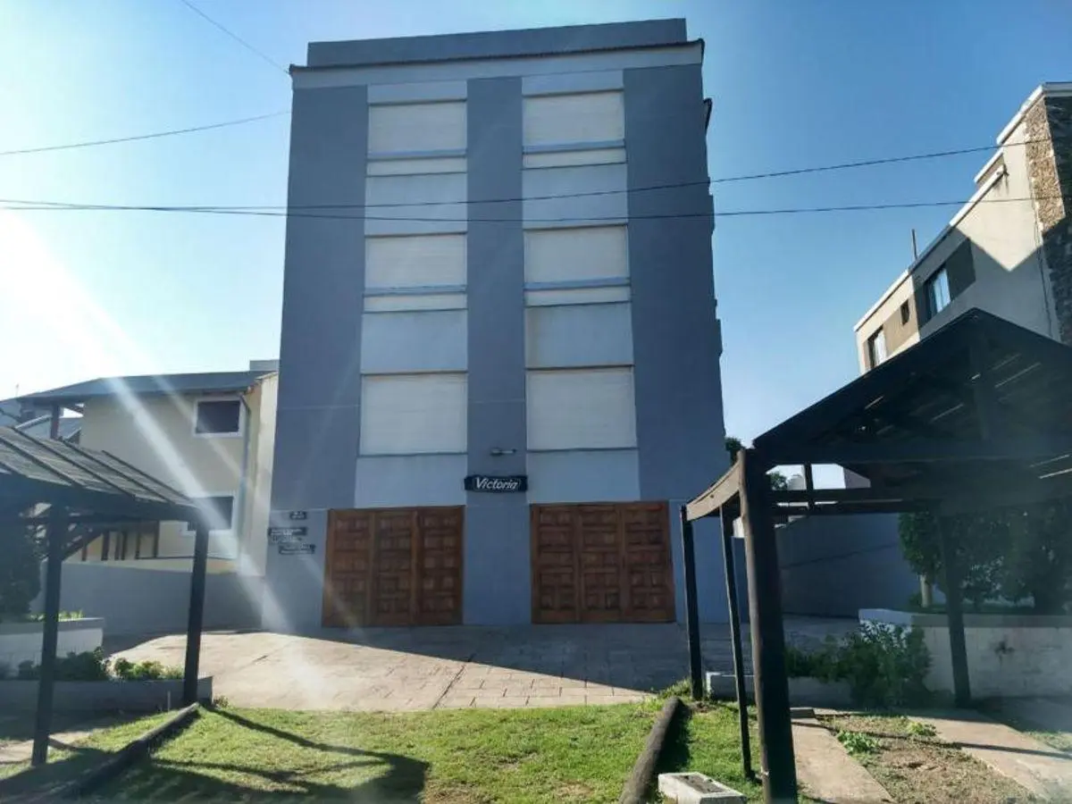 Oportunidad!!! Retasado!!! venta en Block 9 Unidades y Cocheras 4