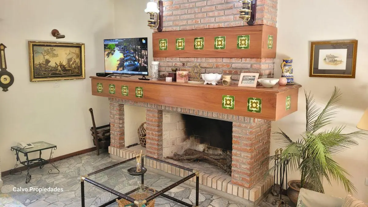 Amplio Chalet Barrio Norte Todos los servicios 3