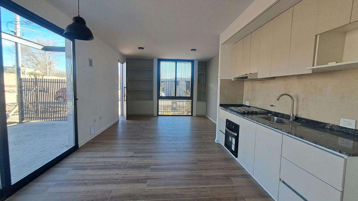 Foto de CASA A ESTRENAR EN BARRIO PRIVADO TERRUÑOS DE DRUMMOND- POSESIÓN 90 DÍAS, imagen 3