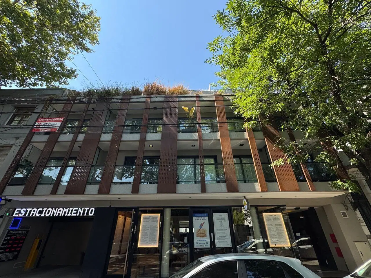 Local comercial en Palermo Holywood - Entrega en Abril 4