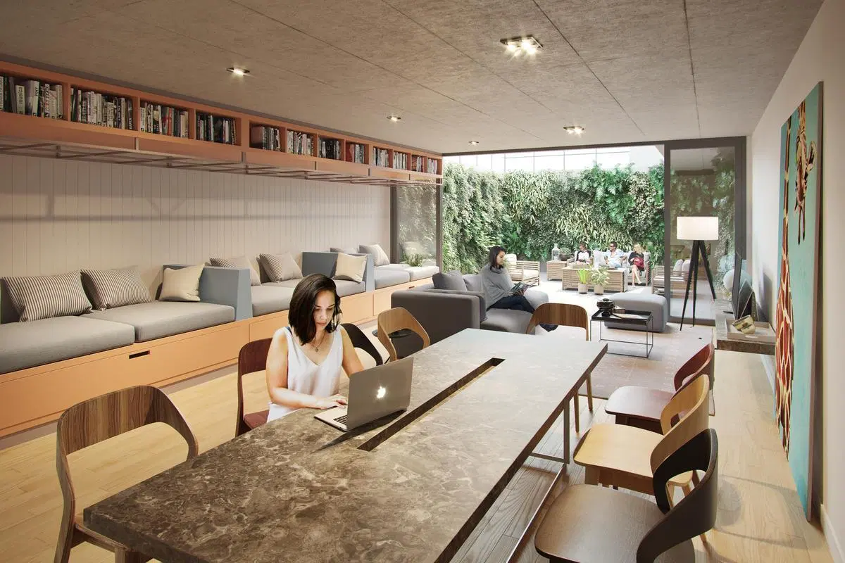 Local comercial en Palermo Holywood - Entrega en Abril 2