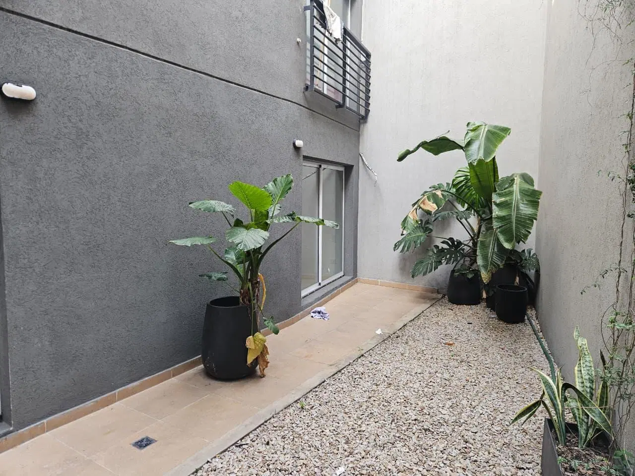 A ESTRENAR - 2 Ambientes CON PATIO en Chiclana al 3000 4