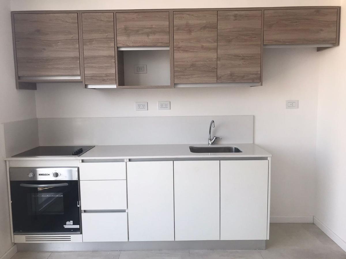 Foto de A ESTRENAR! - 2 Ambientes en Av. Chiclana al 3600, imagen 4