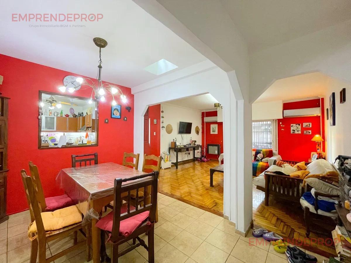 Foto de PH 5 ambientes con patio, parrilla y terraza propia – Sin expensas, imagen 2