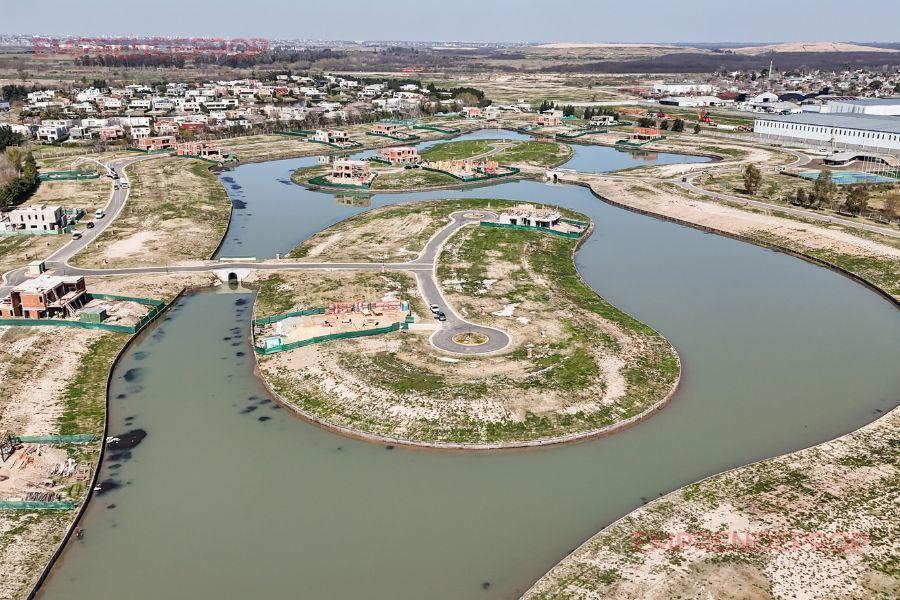 Foto de OPORTUNIDAD LOTE A LAGUNA EN BARRIO SAN ROQUE - Precio final, imagen 5