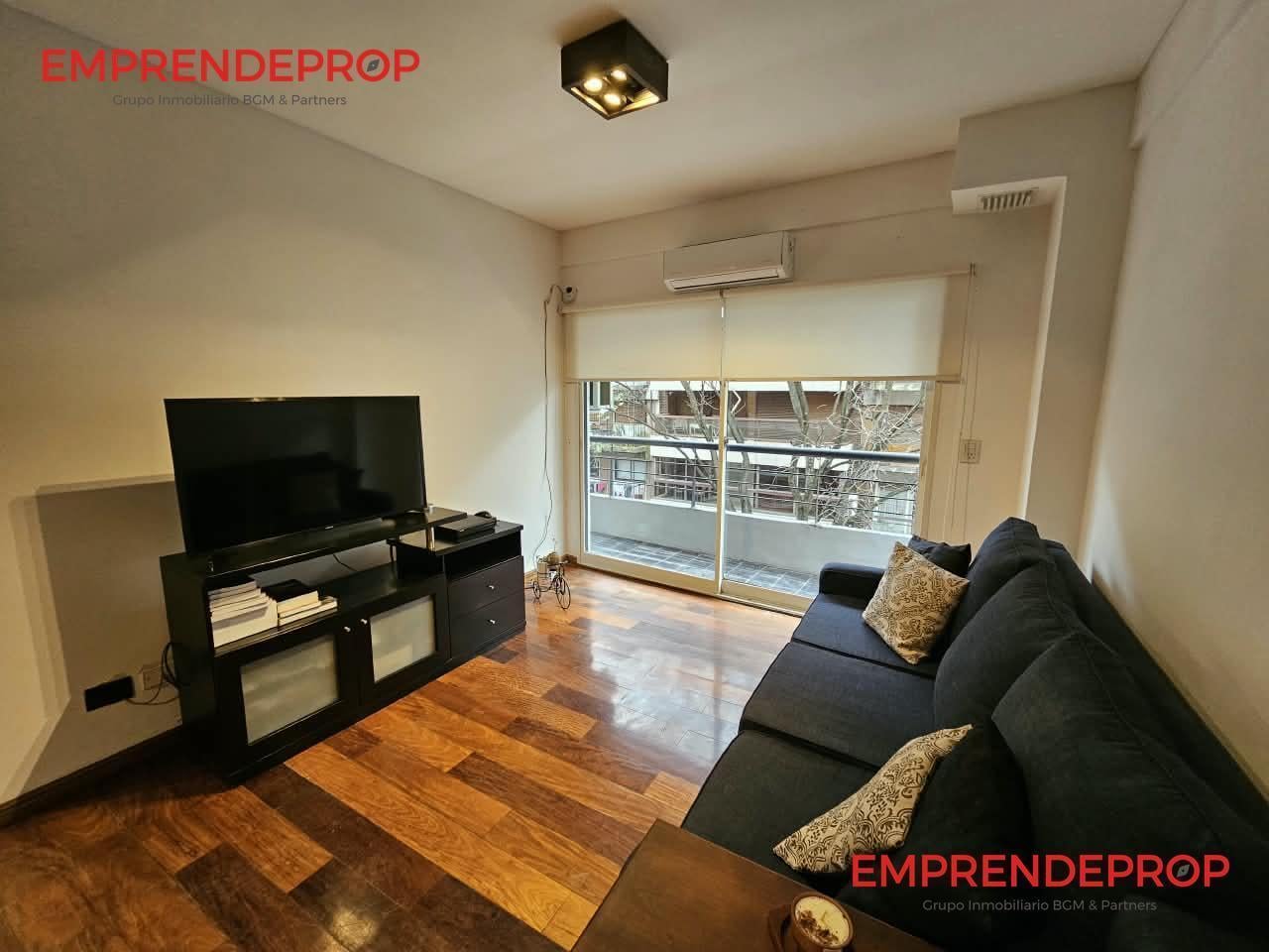 Foto de Departamento 2 ambientes con cochera en Belgrano. Amueblado, imagen 2