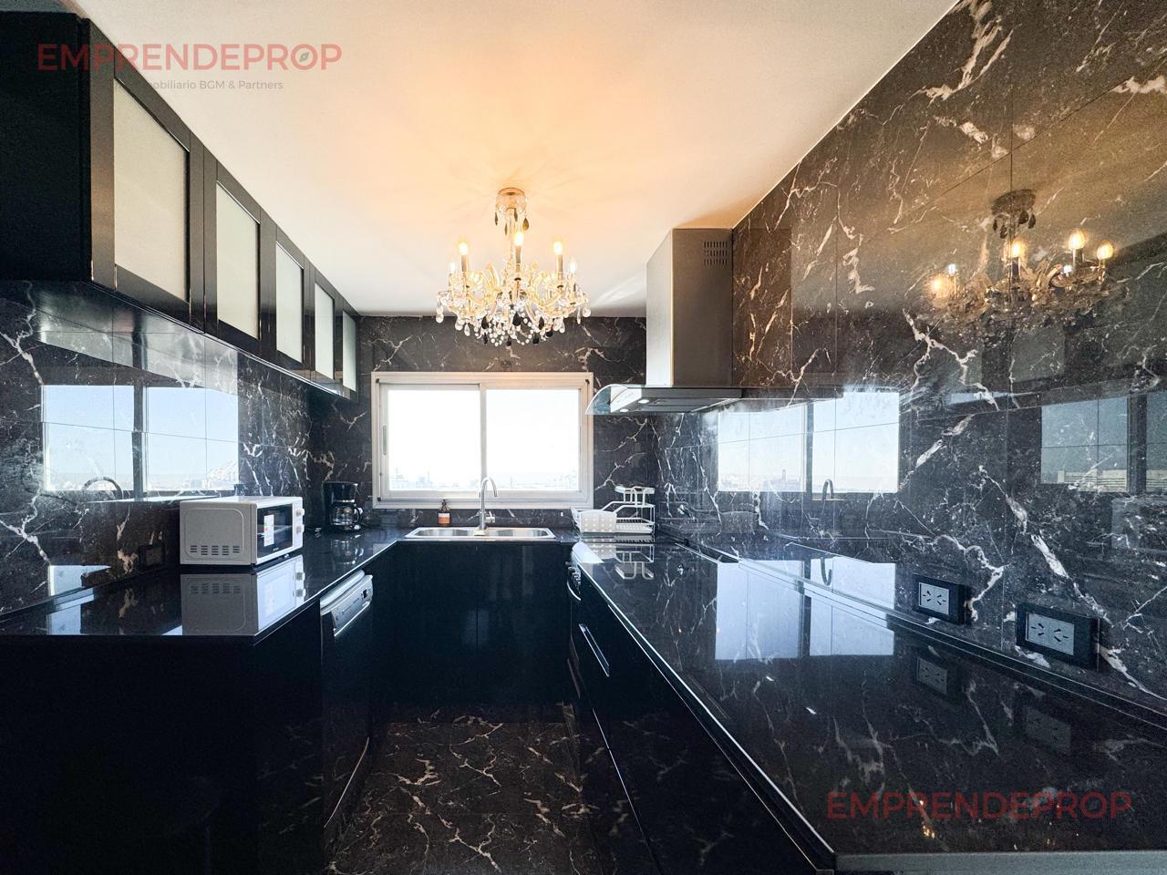 Foto de VENTA DEPARTAMENTO 3 AMBIENTES, LUMINOSO, VISTA AL RIO, COCHERA Y, imagen 5