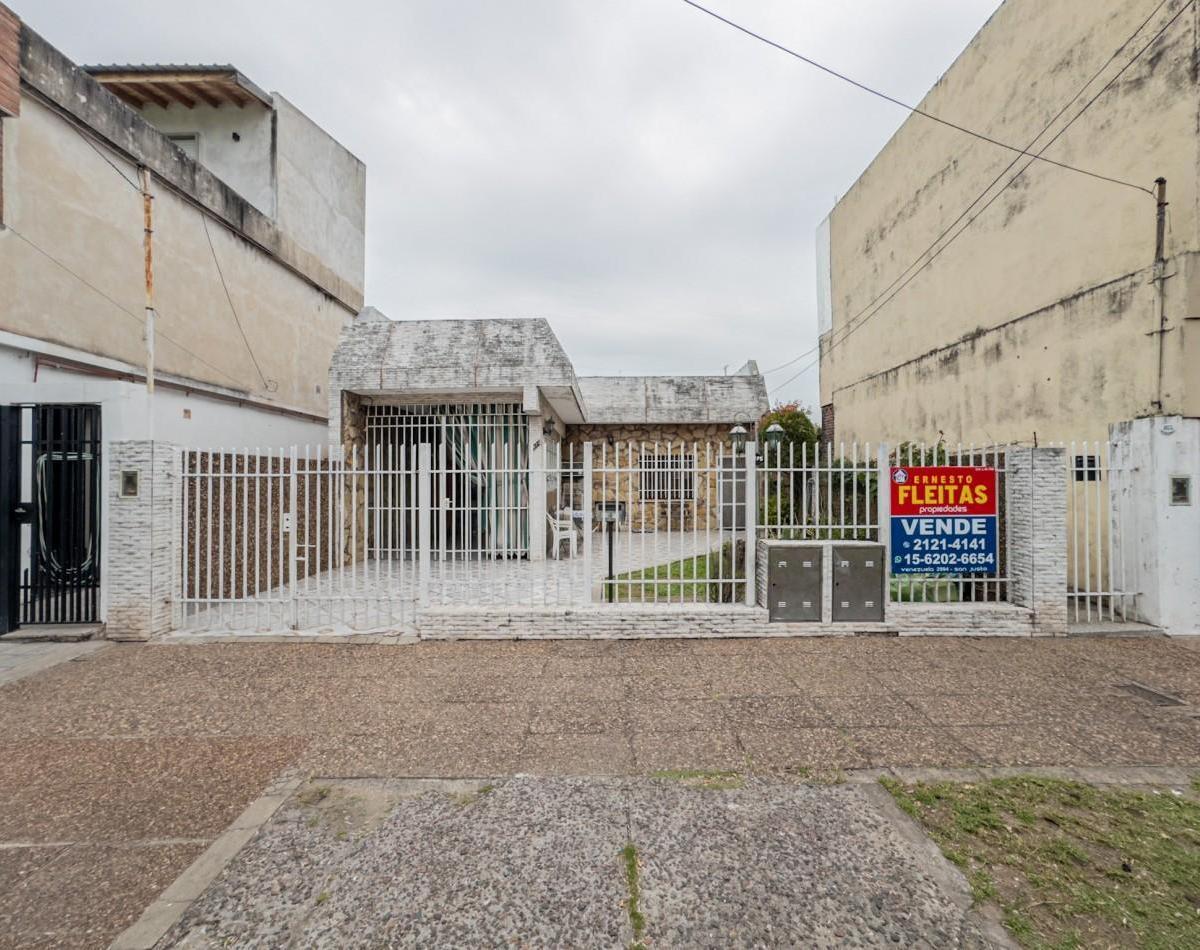 VENTA PH DE 3 ambientes en VILLA LUZURIAGA