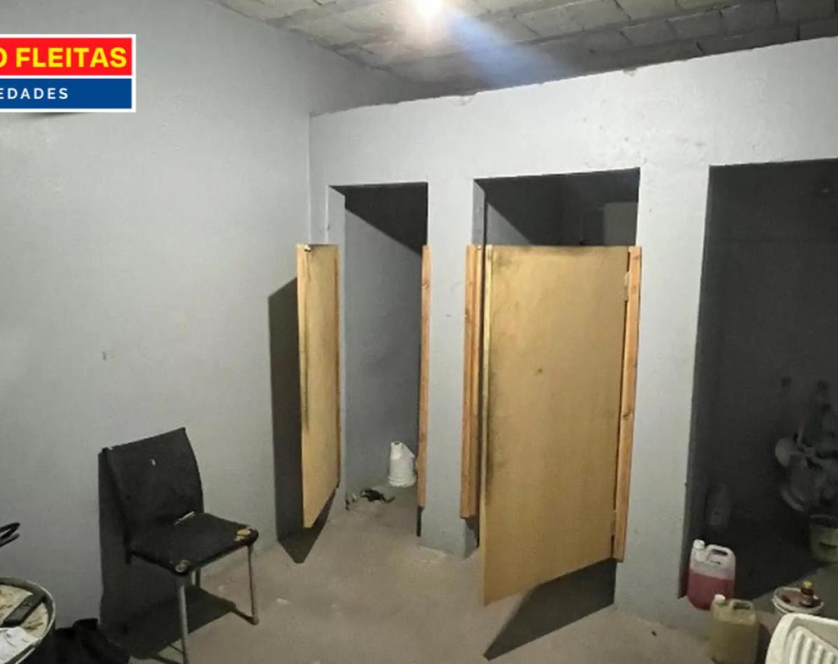 Galpon Funcional en La Tablada - 450 m² Cubiertos + Puente Grua 4