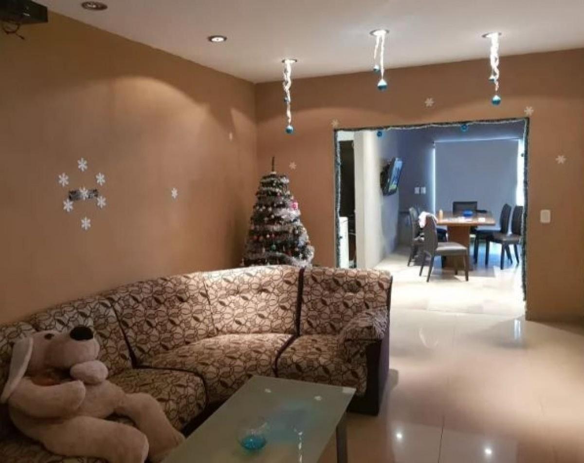Venta de Casa 6 Ambientes, Moron 4