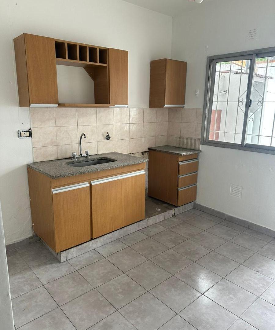 Foto de Alquiler Duplex 3 ambientes con patio - San Justo, imagen 2
