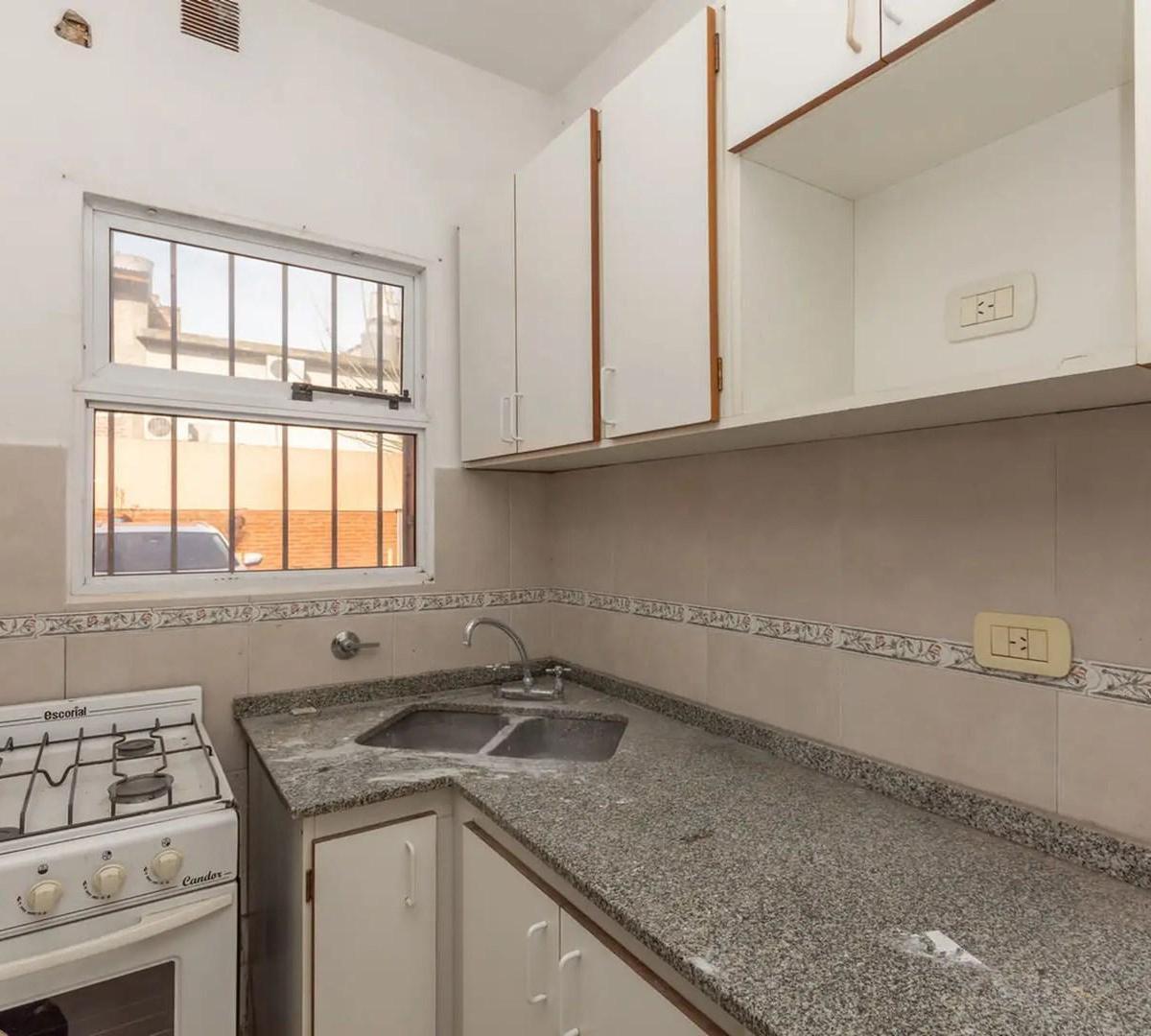 Departamento Dúplex en Venta en San Miguel, G. B. a. Zona Norte, Argentina 4