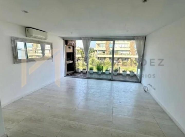 Departamento Triplex  en Venta en Nordelta, Tigre, G.B.A. Zona Norte 3