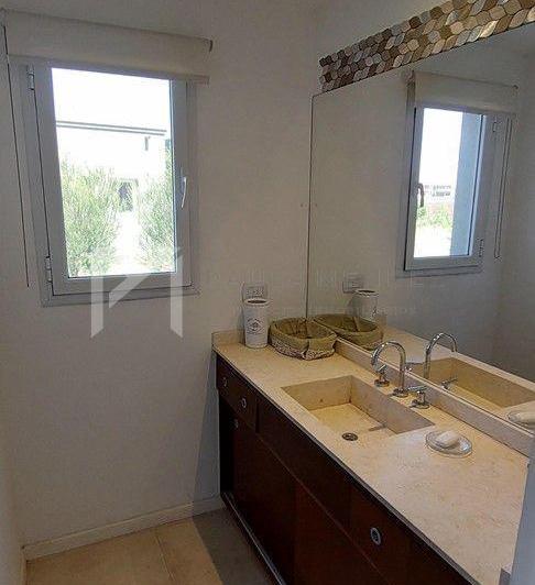 Casa  en Venta en San Benito, Villanueva, Tigre 1