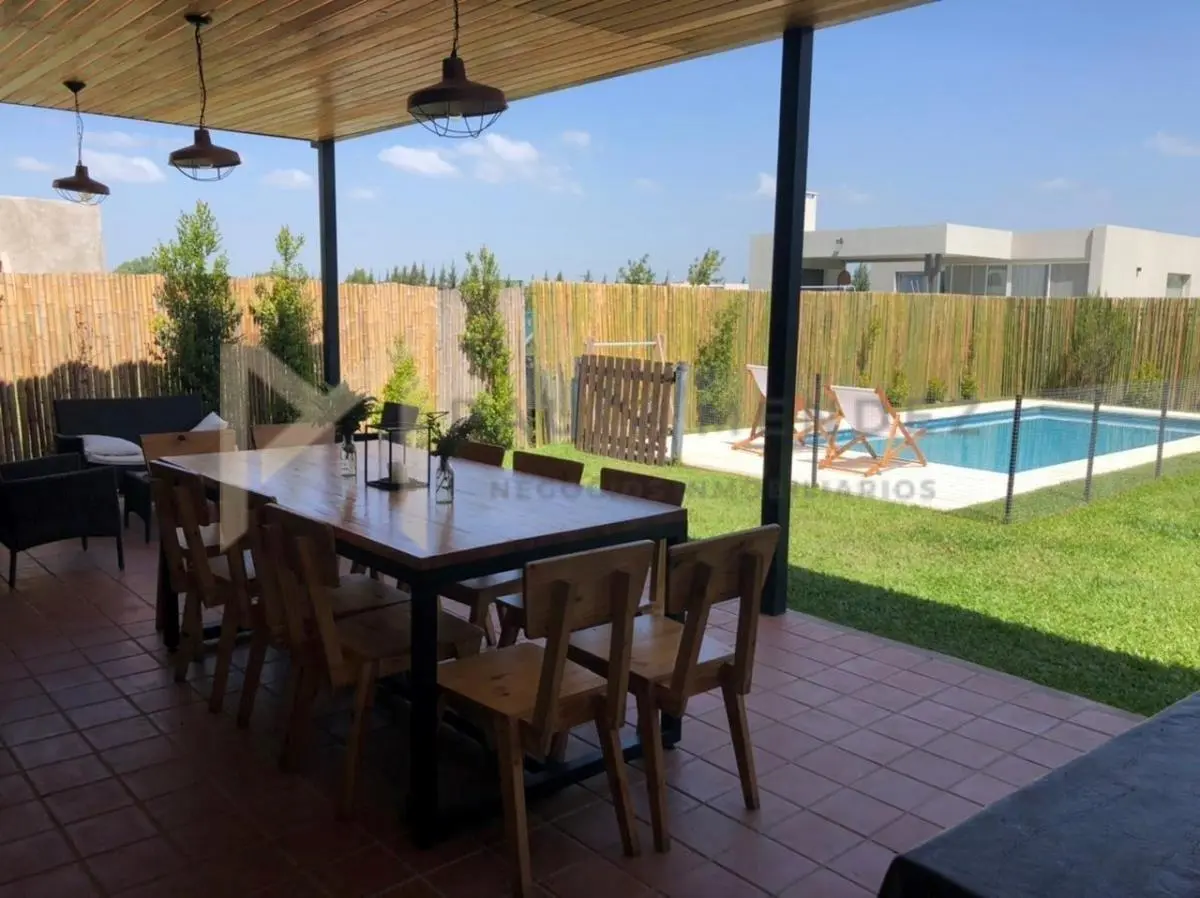Casa Chalet  en Venta en Vila Marina I, Villanueva, Tigre 4