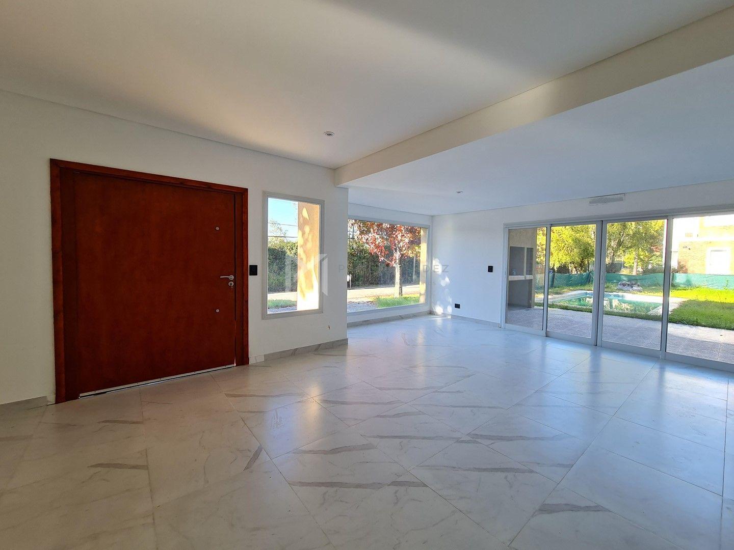 Foto de Casa en Venta en Boat Center, Rincón de Milberg, Tigre, imagen 3